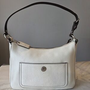 Vintage COACH Legacy Leather Shoulder Bag – Ivory & Dark Brown